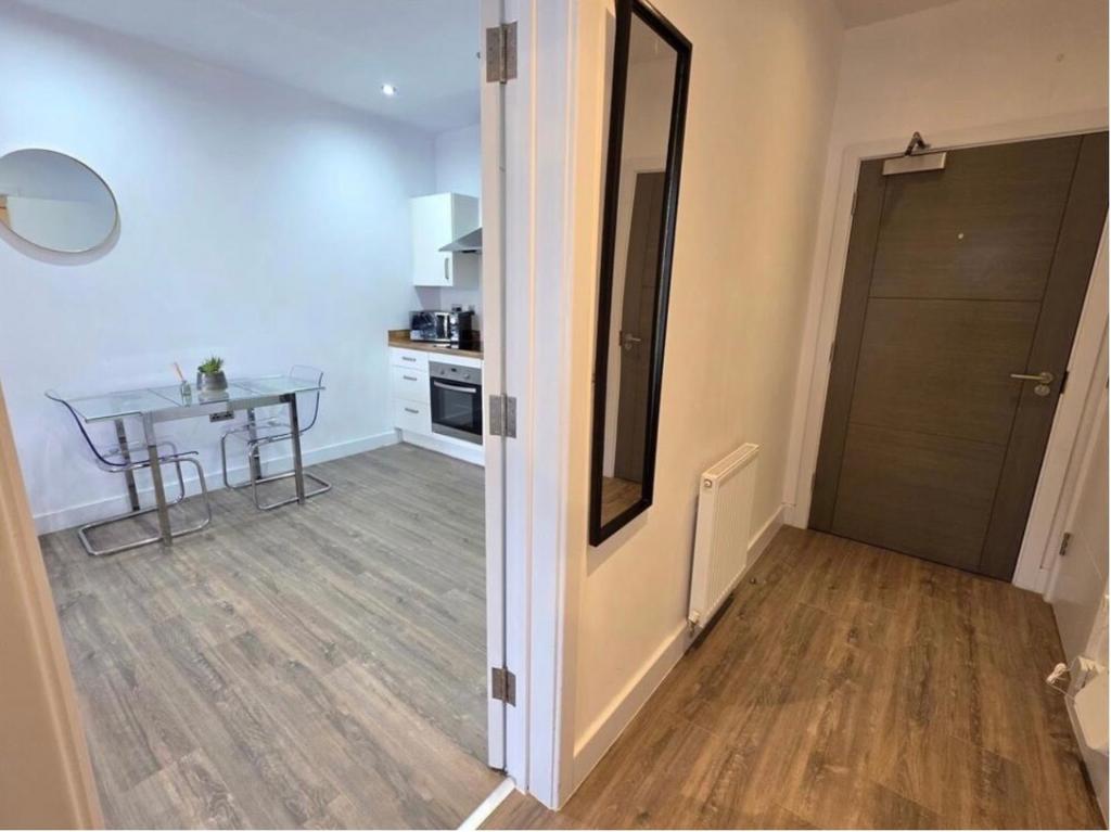 Apartment in Birmingham - View 3