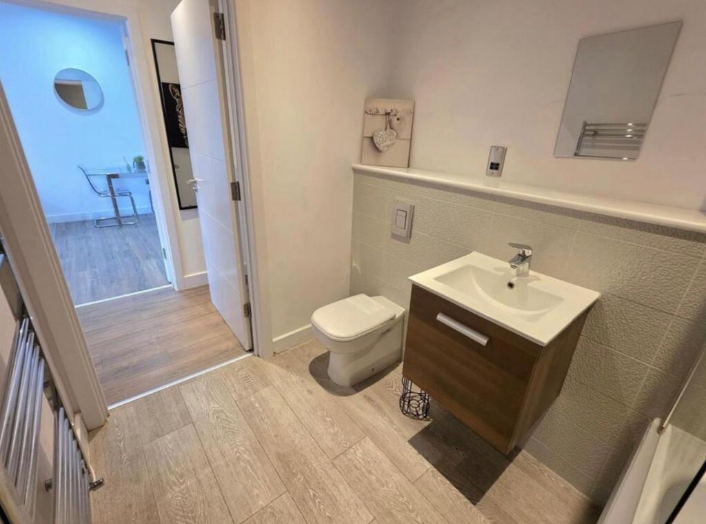 Apartment in Birmingham - View 4