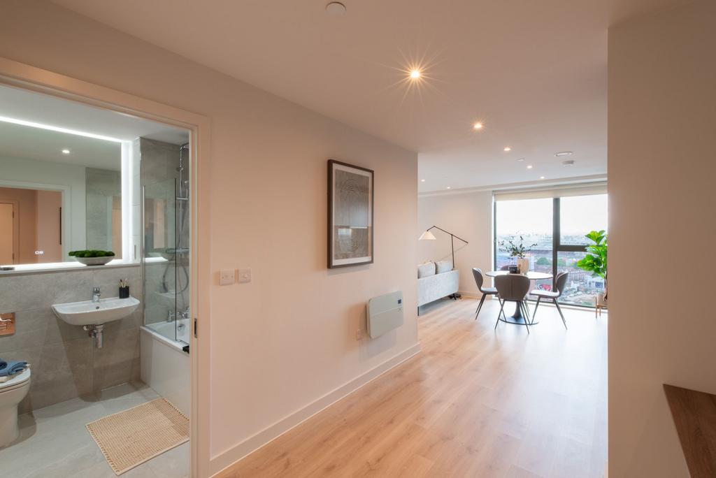 Apartment in Manchester - More