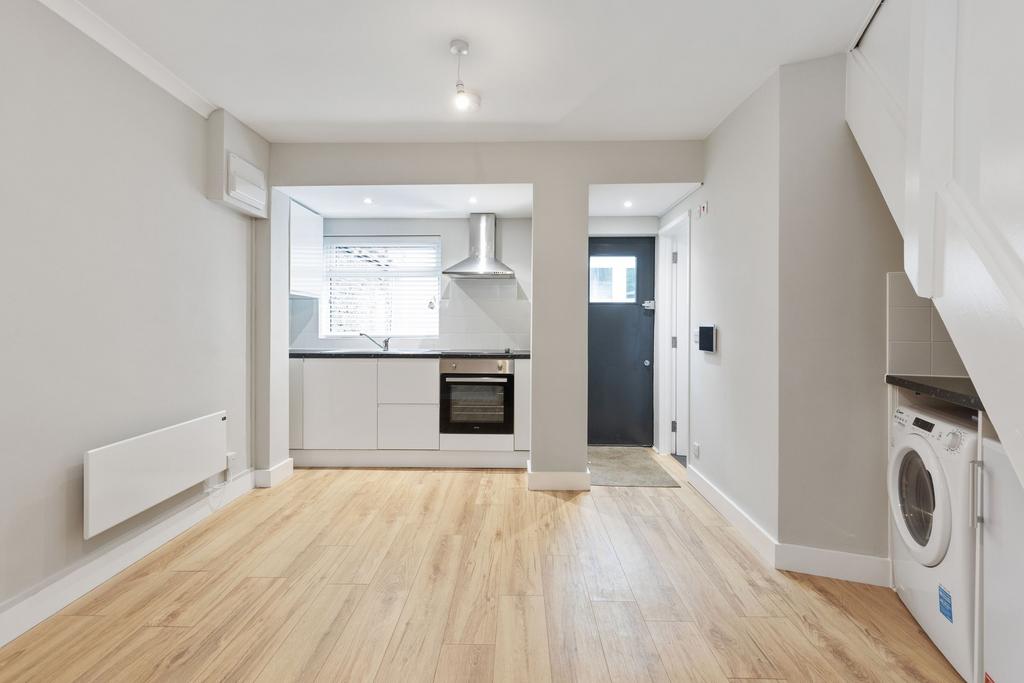 Apartment in London - View 4