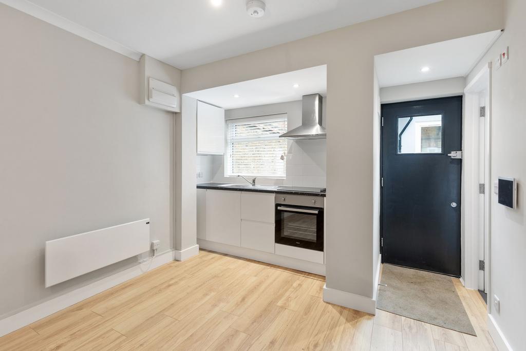 Apartment in London - More