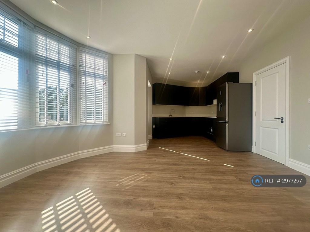 Apartment in London - View 3