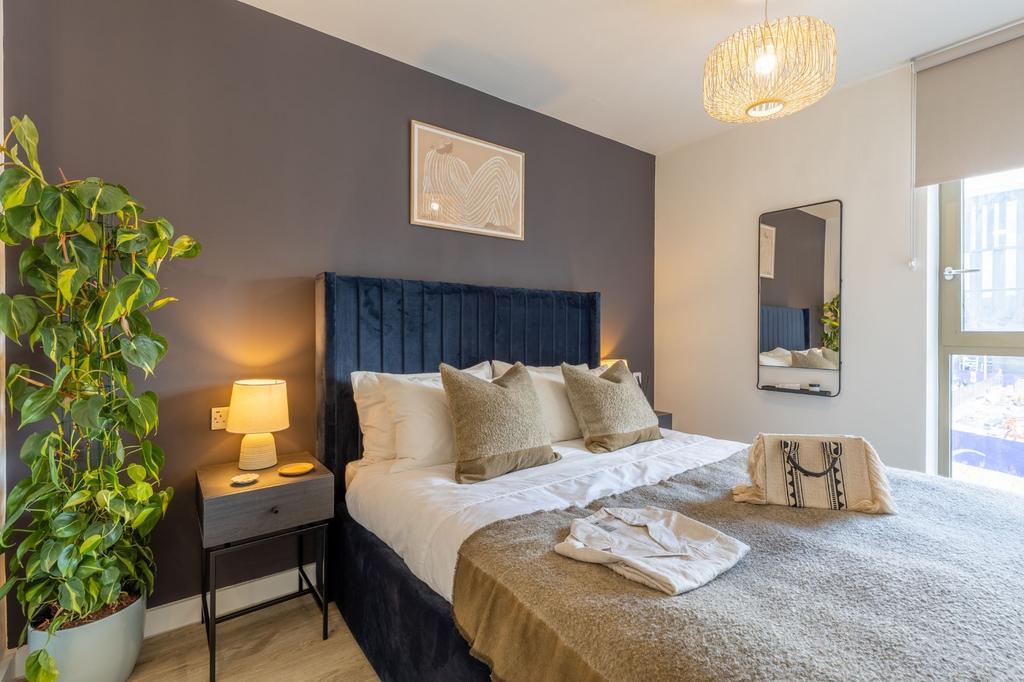 Apartment in Sheffield - View 5