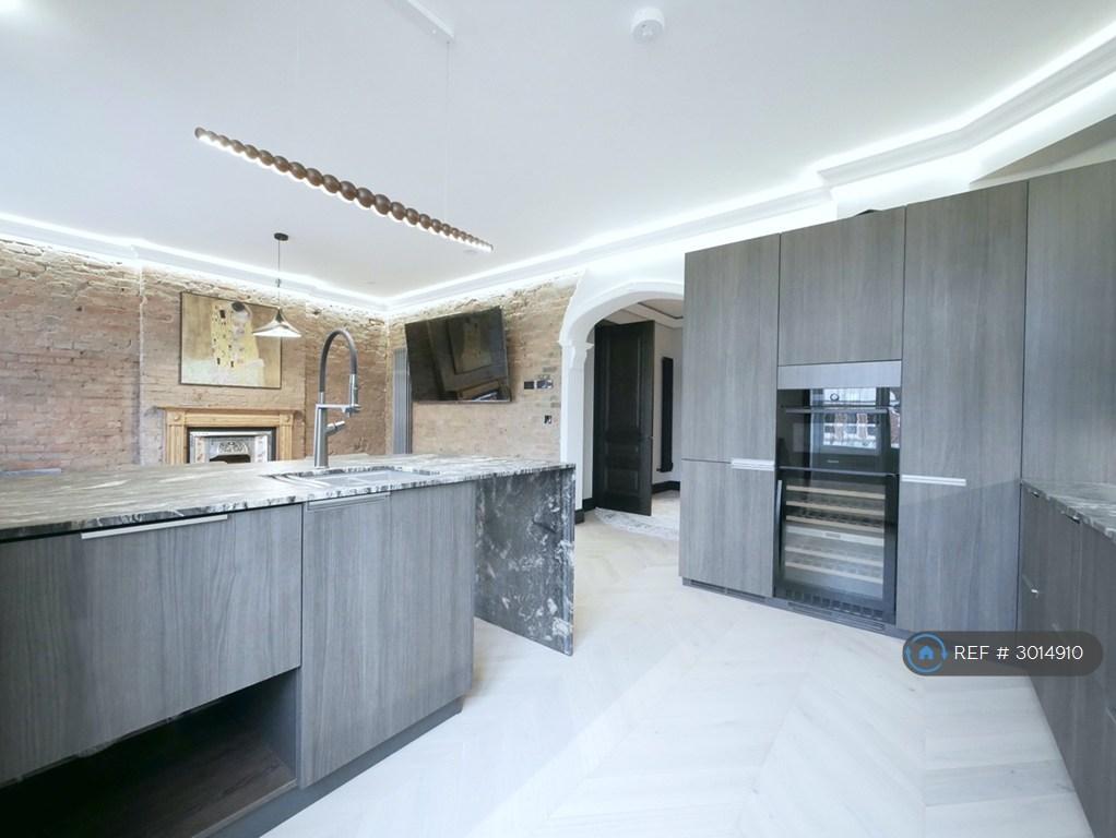 Apartment in London, City of Westminster - View 3