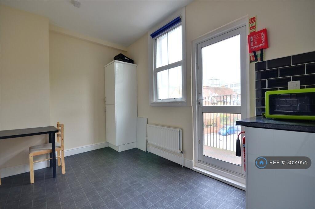 House in London - More