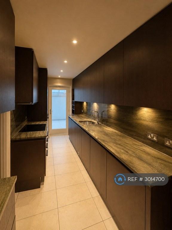 House in London, South Kensington - More