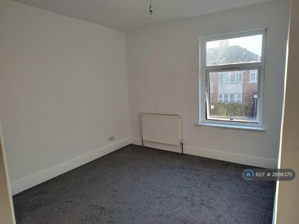 House in Sheffield, Owlerton, Walkley - View 2