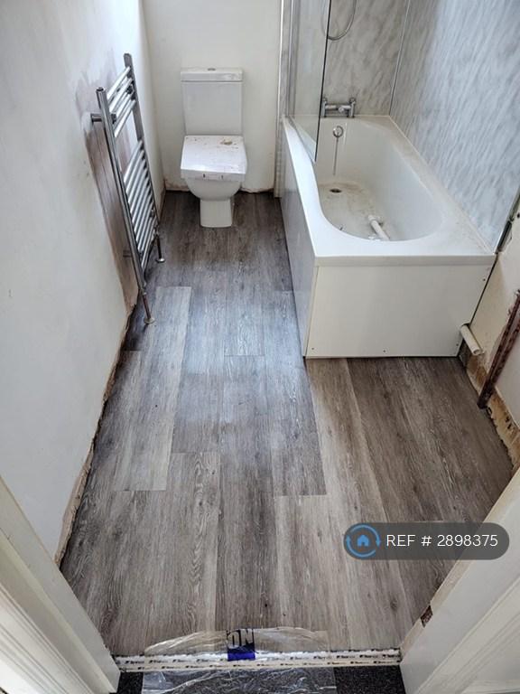 House in Sheffield, Owlerton, Walkley - View 5