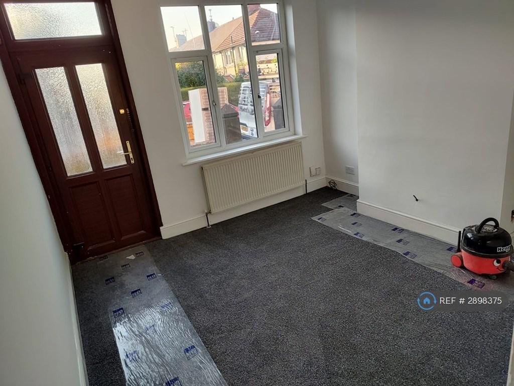 House in Sheffield, Owlerton, Walkley - More
