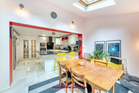 4 bedroom terraced house for sale, Plymouth Drive, Bramhall, SK7