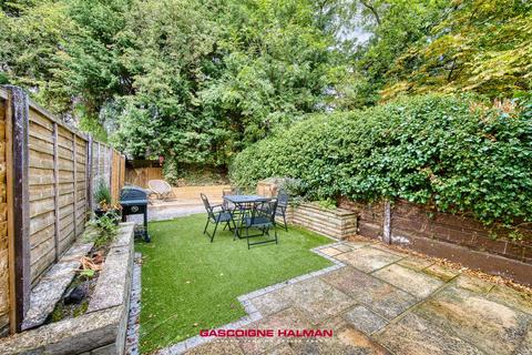 4 bedroom terraced house for sale, Plymouth Drive, Bramhall, SK7