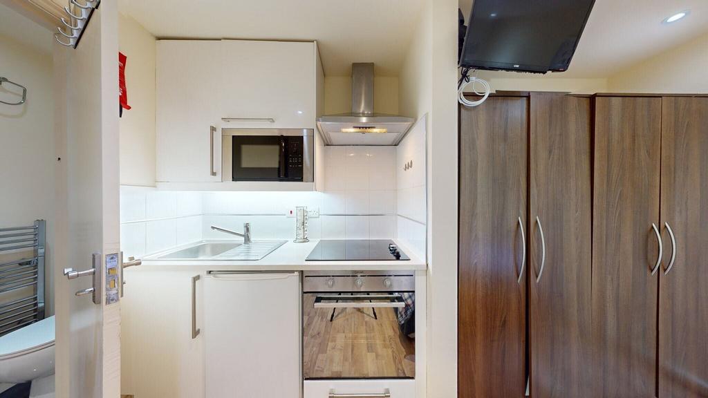 Apartment in London - View 2