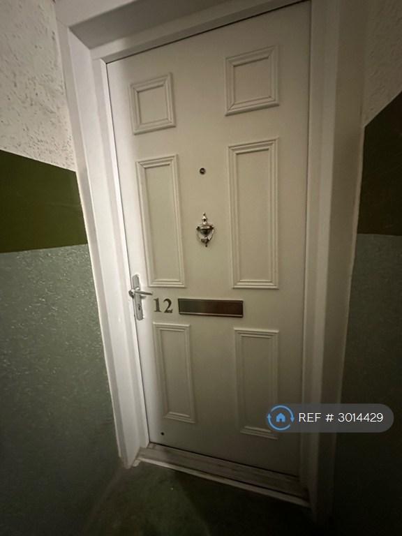 Apartment in Edinburgh - View 2