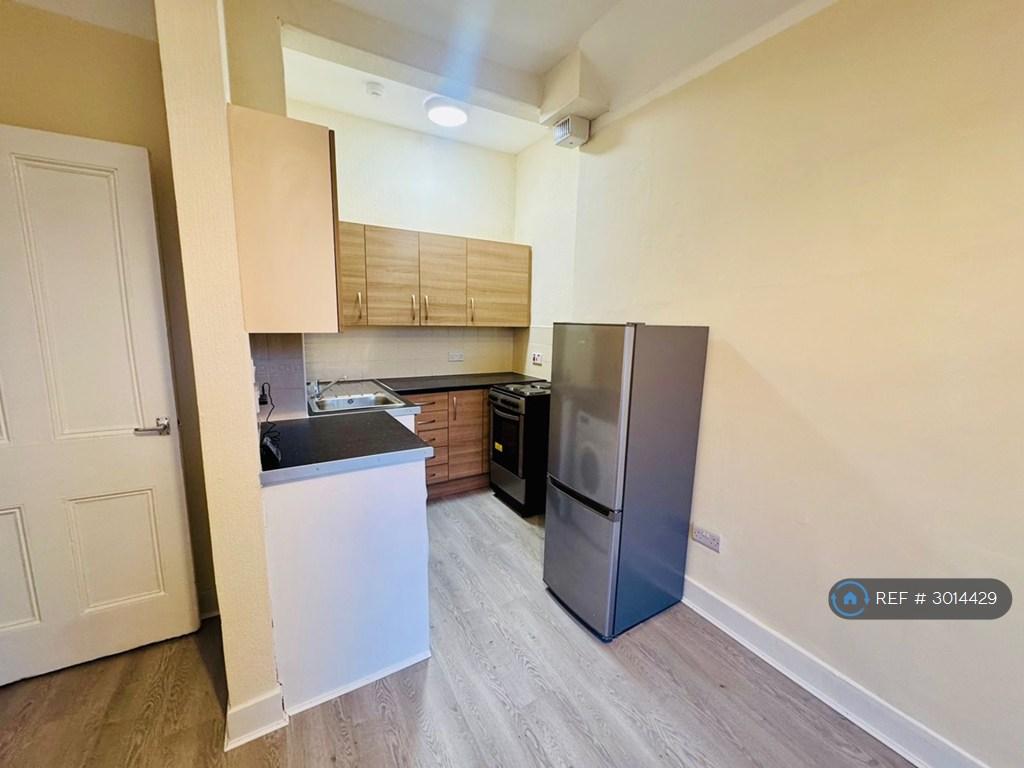 Apartment in Edinburgh - More