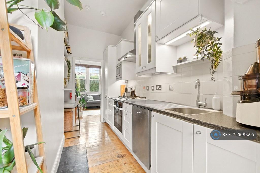 Apartment in London, Crouch Hall Park, Crouch End - View 3