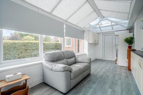 3 bedroom bungalow for sale, Seamons Close, Bedfordshire LU6