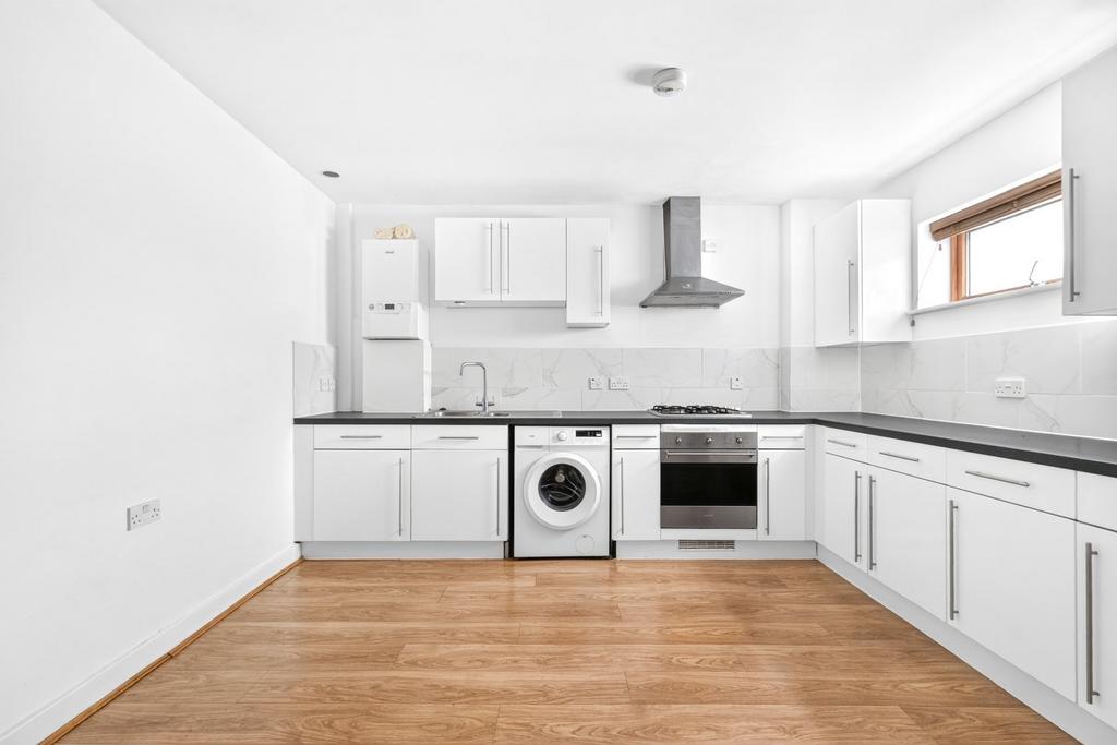 Apartment in London - View 2