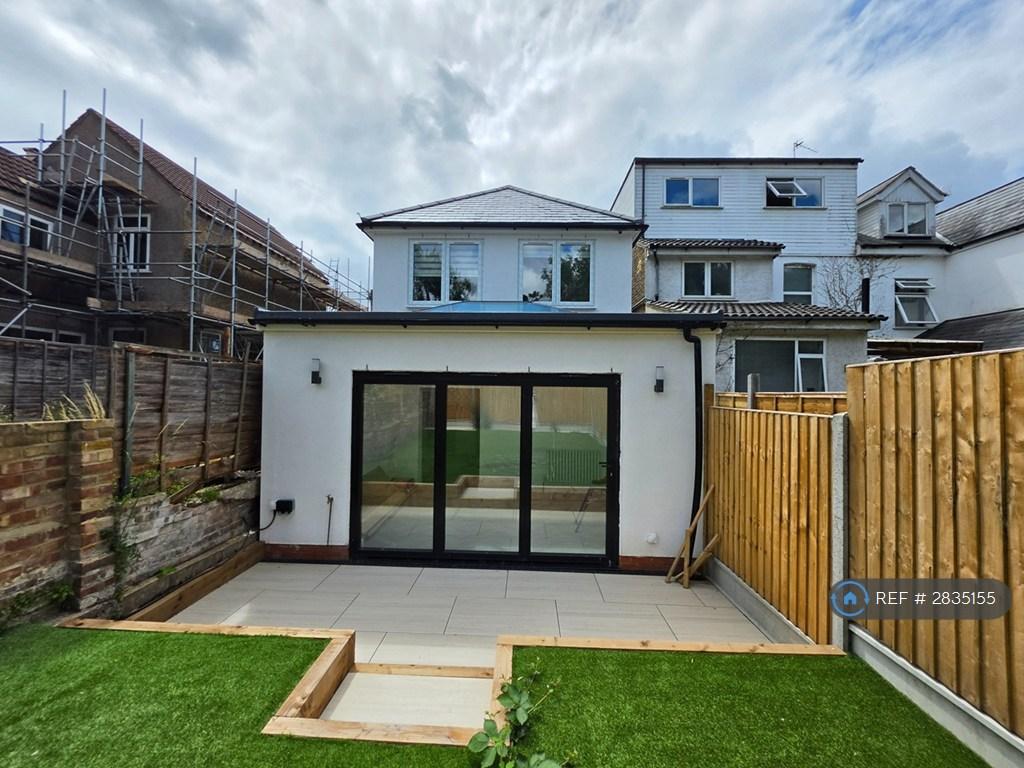 Apartment in Bexleyheath - View 2