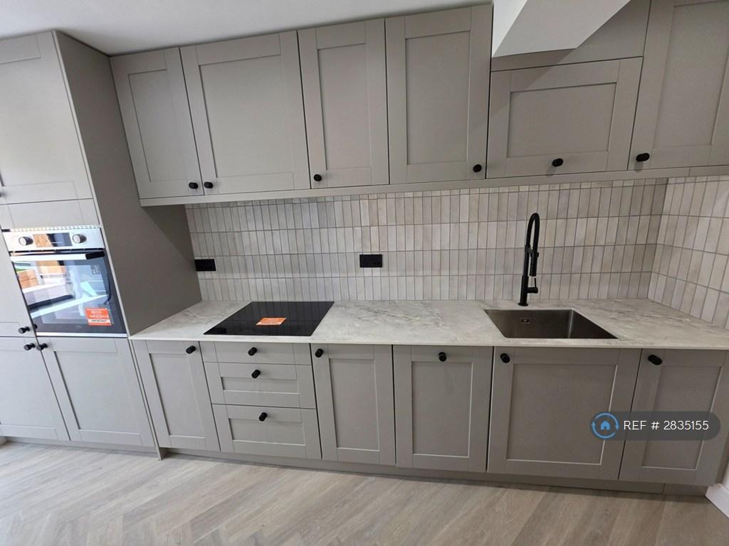 Apartment in Bexleyheath - View 4