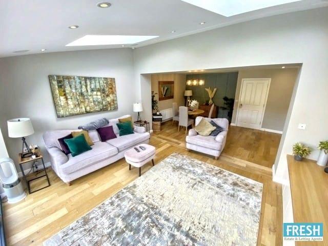 House in Swansea - View 2