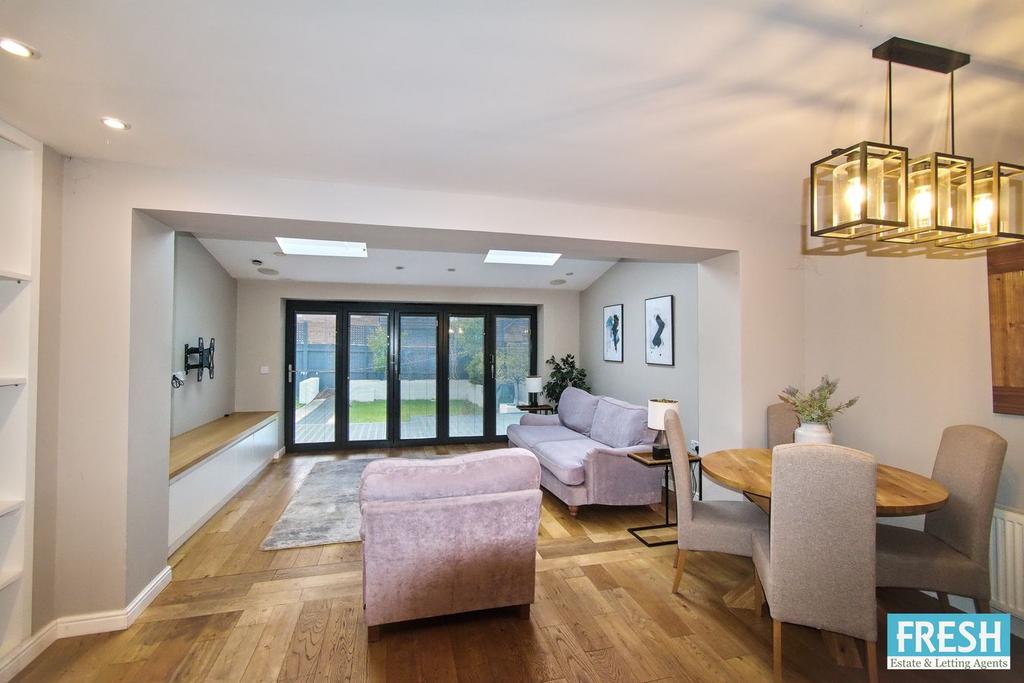 House in Swansea - View 3