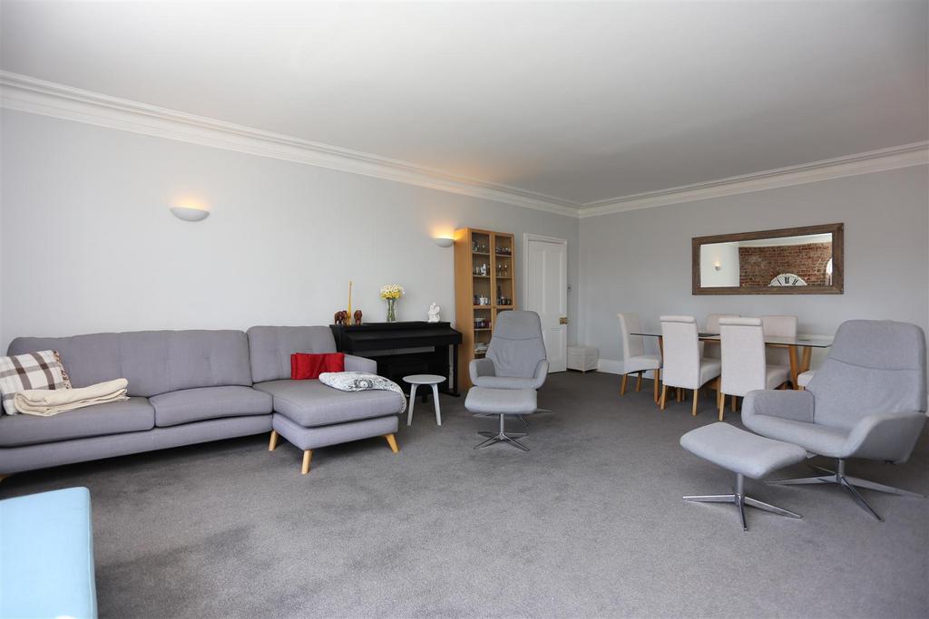 Apartment in Hove, Brunswick - View 5