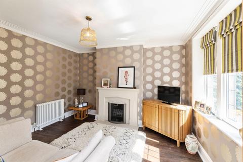 3 bedroom semi-detached house for sale, Kenley Avenue, Bradford