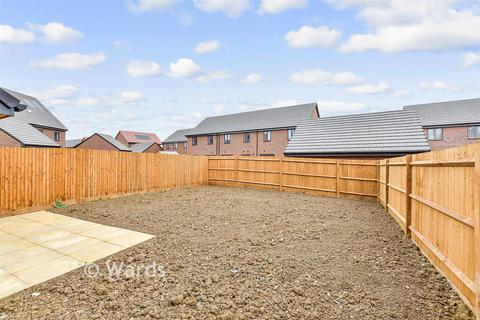 4 bedroom semi-detached house for sale, Salamanda Way, Sheerness ME12