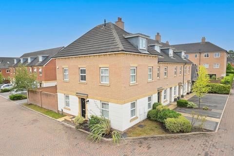4 bedroom end of terrace house for sale, Pickering Gardens, Harrogate, HG1