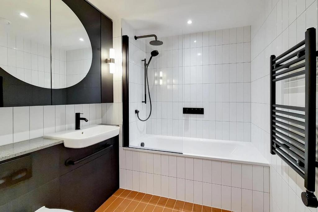Apartment in Wembley Park - More