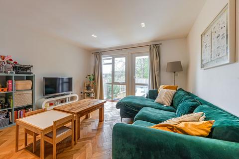 4 bedroom end of terrace house to rent, Brockley Park, Forest Hill, London, SE23