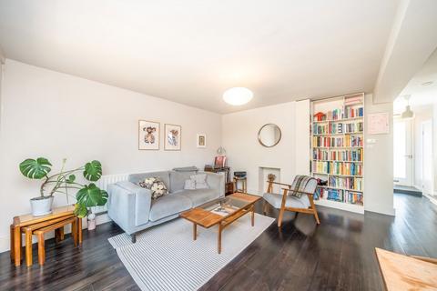 3 bedroom house for sale, Torridge Gardens, London SE15