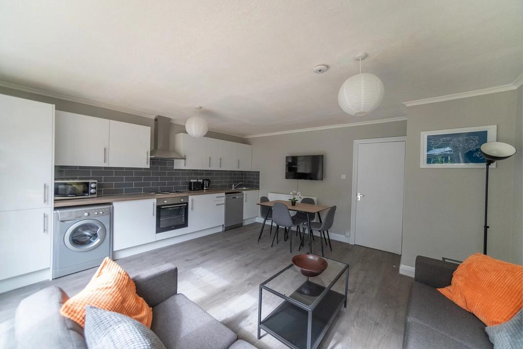 Apartment in London - View 4