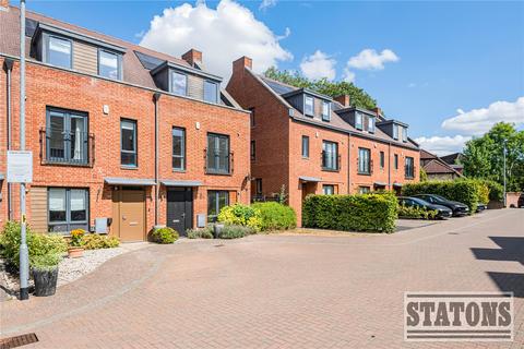3 bedroom house for sale, Green Close, Brookmans Park, Hertfordshire, AL9