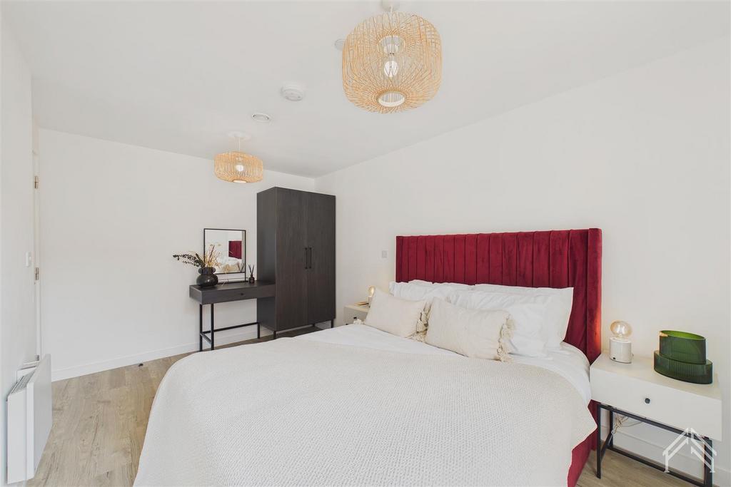 Apartment in Birmingham, West Midlands - View 5