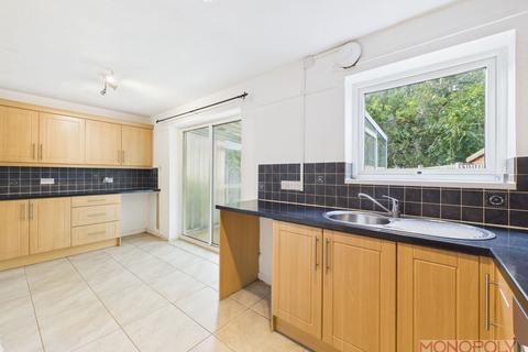 3 bedroom end of terrace house for sale, Castle Close, Pulford, CH4