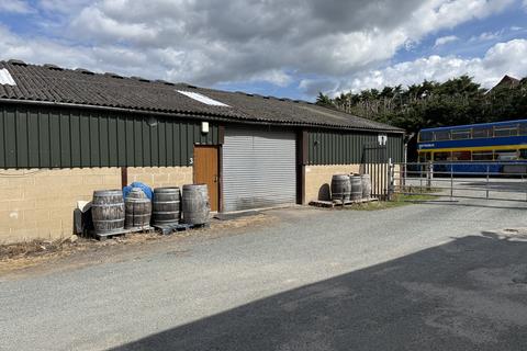 Warehouse to rent, Storrington Rd Pulborough RH20 2EL