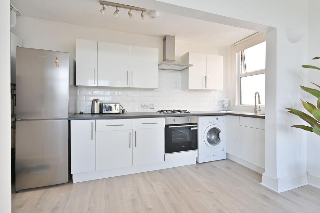 Apartment in London - View 5