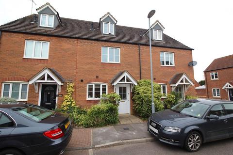 3 bedroom townhouse for sale, Kestrel Drive, Bourne