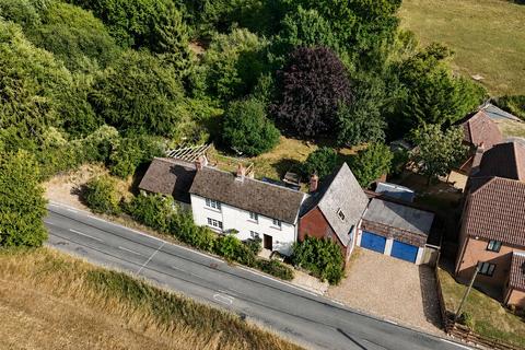 4 bedroom detached house for sale, Wethersfield Road, Sible Hedingham, Halstead, CO9