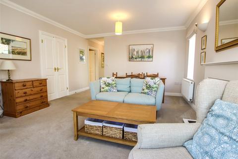 2 bedroom bungalow for sale, Pyrford Mews, Lymington, Hampshire, SO41