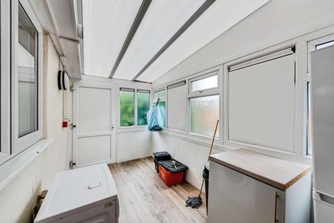 2 bedroom end of terrace house for sale, Cricklade Road, Swindon, Wiltshire, SN2