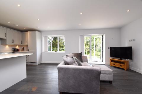 2 bedroom apartment for sale, Merrywood Court, Bickley Park Road, Bromley, Kent, BR1