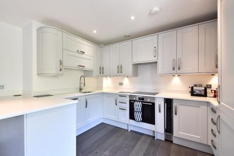 2 bedroom apartment for sale, Merrywood Court, Bickley Park Road, Bromley, Kent, BR1