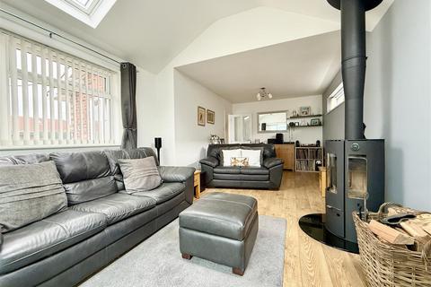 3 bedroom detached bungalow for sale, St Nicholas Way, Potter Heigham NR29