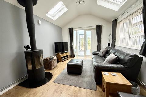 3 bedroom detached bungalow for sale, St Nicholas Way, Potter Heigham NR29