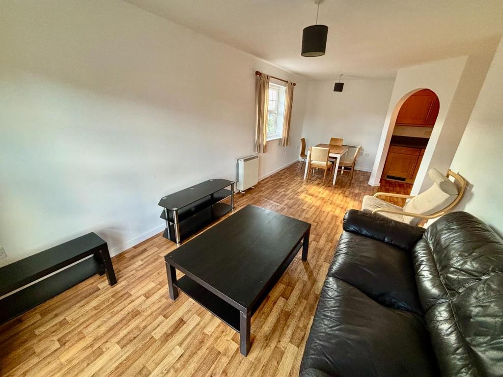 Apartment in Manchester - View 3