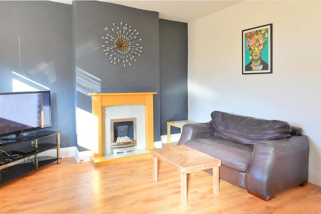 House in York - View 2