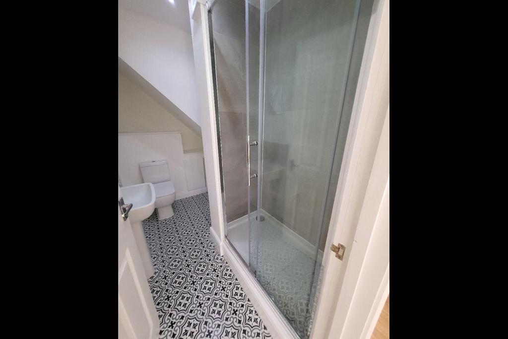 Apartment in Leicester - More