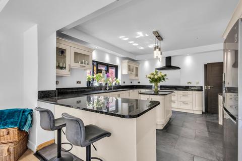 undefined, Malford Grove, London E18